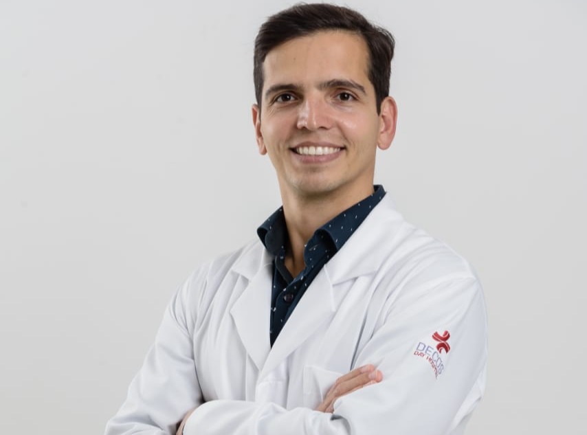 Da perda de olfato ao AVC, a crescente lista de sintomas da covid-19